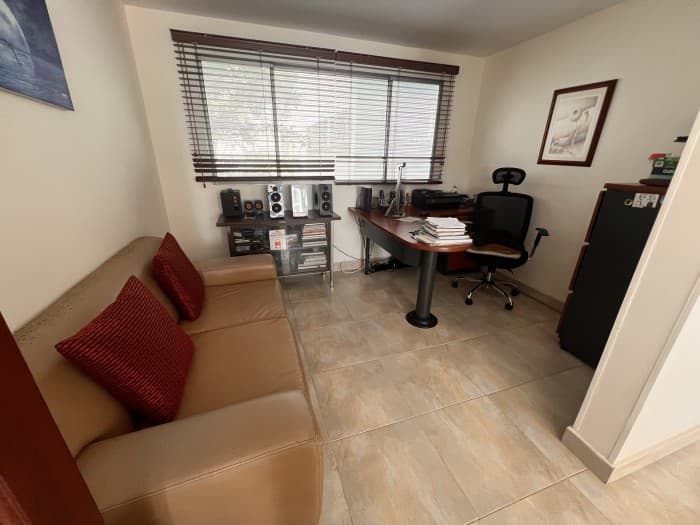 El Refugio, Venta Apto 115mt, Piso 2 Ascensor, Unidad. — foto 4 de 27