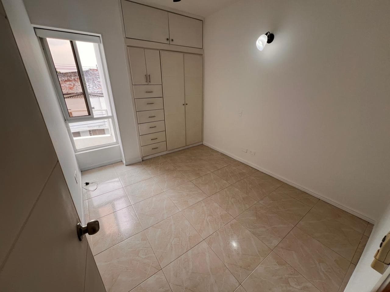 Precioso Apartamento Piso 3, Edificio Ingenio 3. — foto 11 de 21