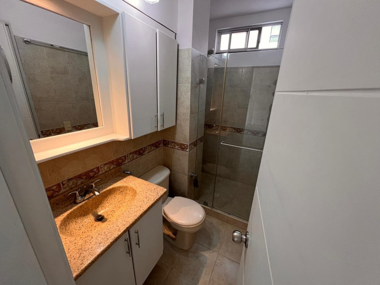 Precioso Apartamento Piso 3, Edificio Ingenio 3. — foto 12 de 21