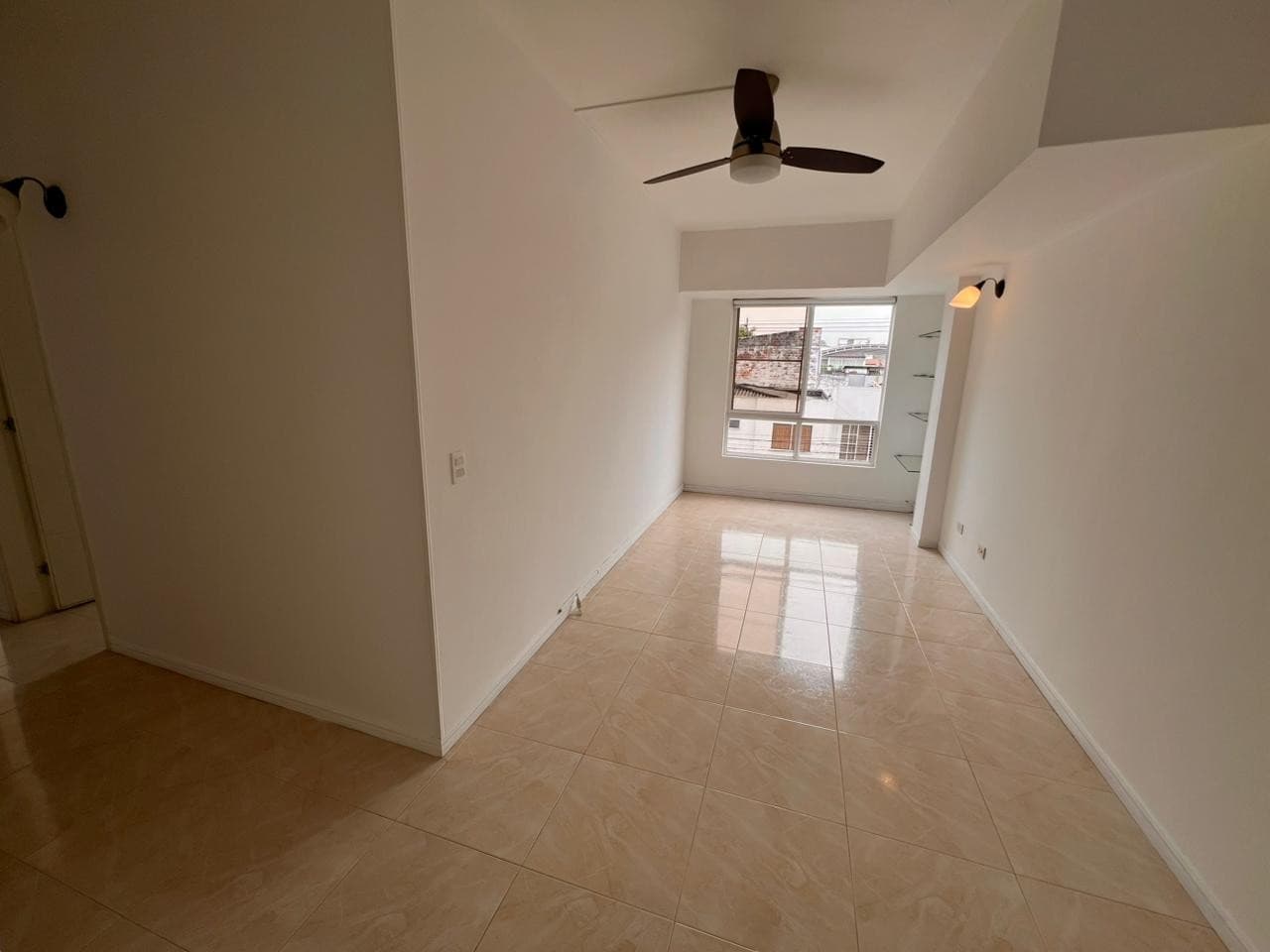Precioso Apartamento Piso 3, Edificio Ingenio 3. — foto 2 de 21