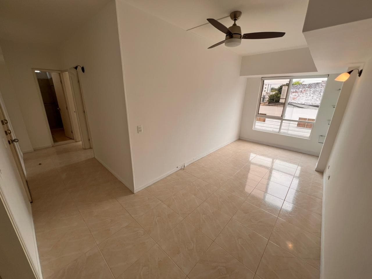 Precioso Apartamento Piso 3, Edificio Ingenio 3. — foto 1 de 21