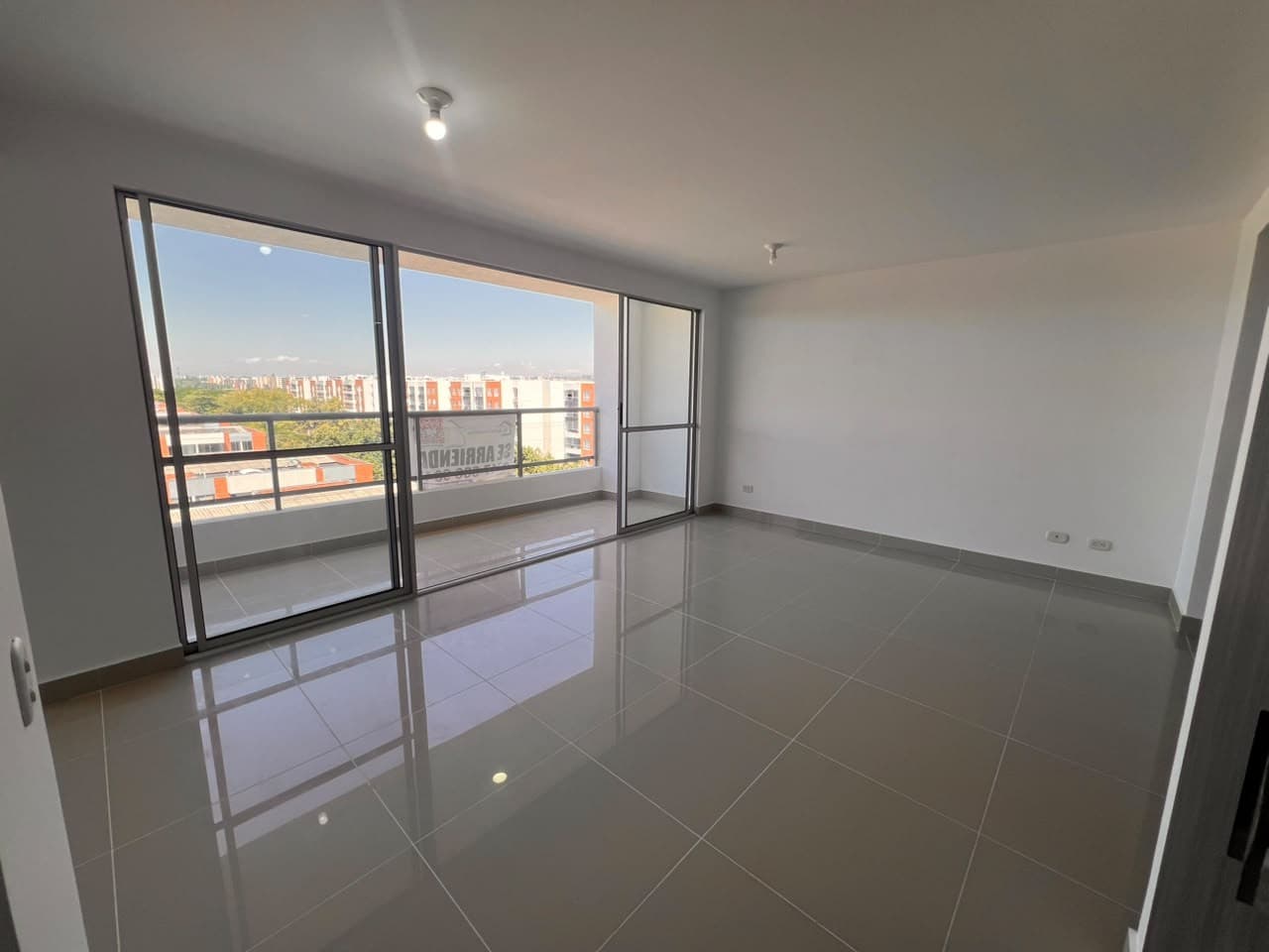 Apartamento en arriendo | Valle del Lili | Piso 9 | Vista panorámica — foto 3 de 28