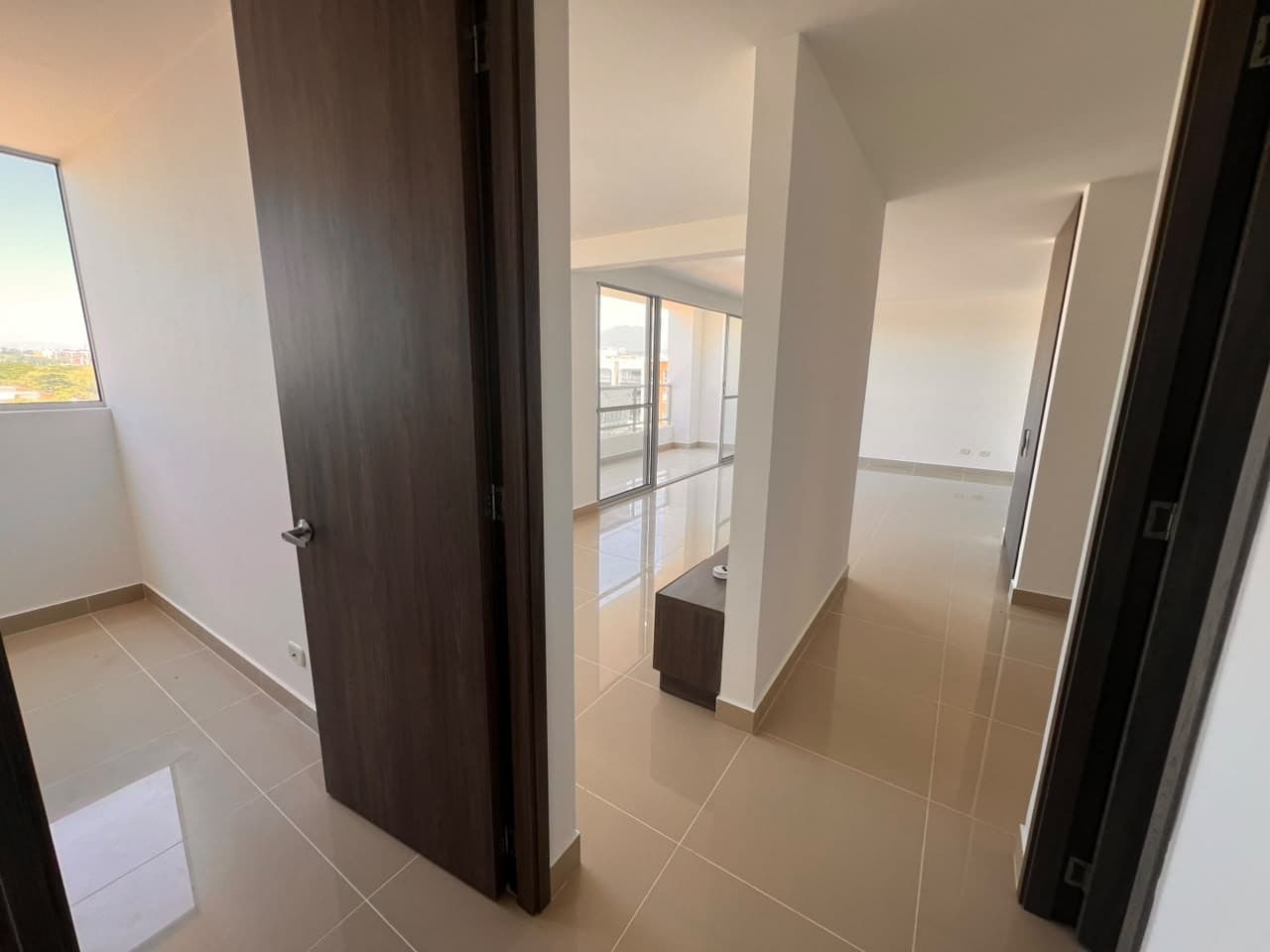 Apartamento en arriendo | Valle del Lili | Piso 9 | Vista panorámica — foto 15 de 28