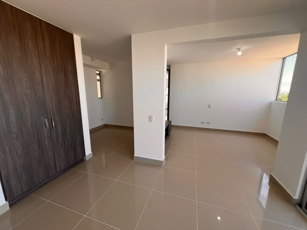 Apartamento en arriendo | Valle del Lili | Piso 9 | Vista panorámica — foto 14 de 28