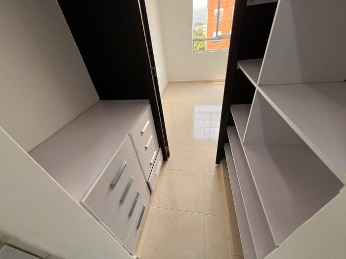 Se Arrienda en Caney Especial Piso 8. — foto 21 de 27