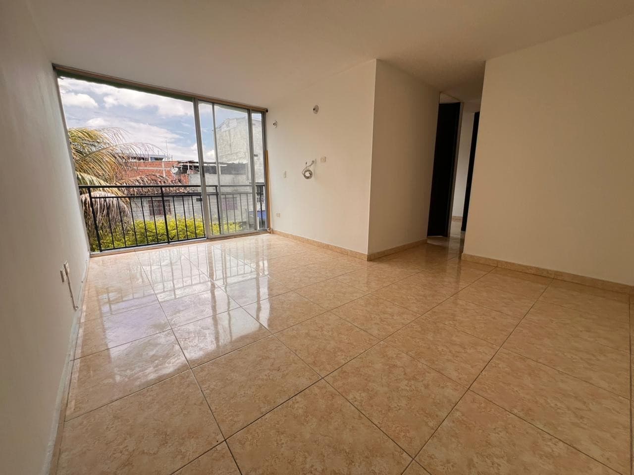 Venta Apartamento en Las Granjas, Parqueadero, Sin deudas. — foto 1 de 24