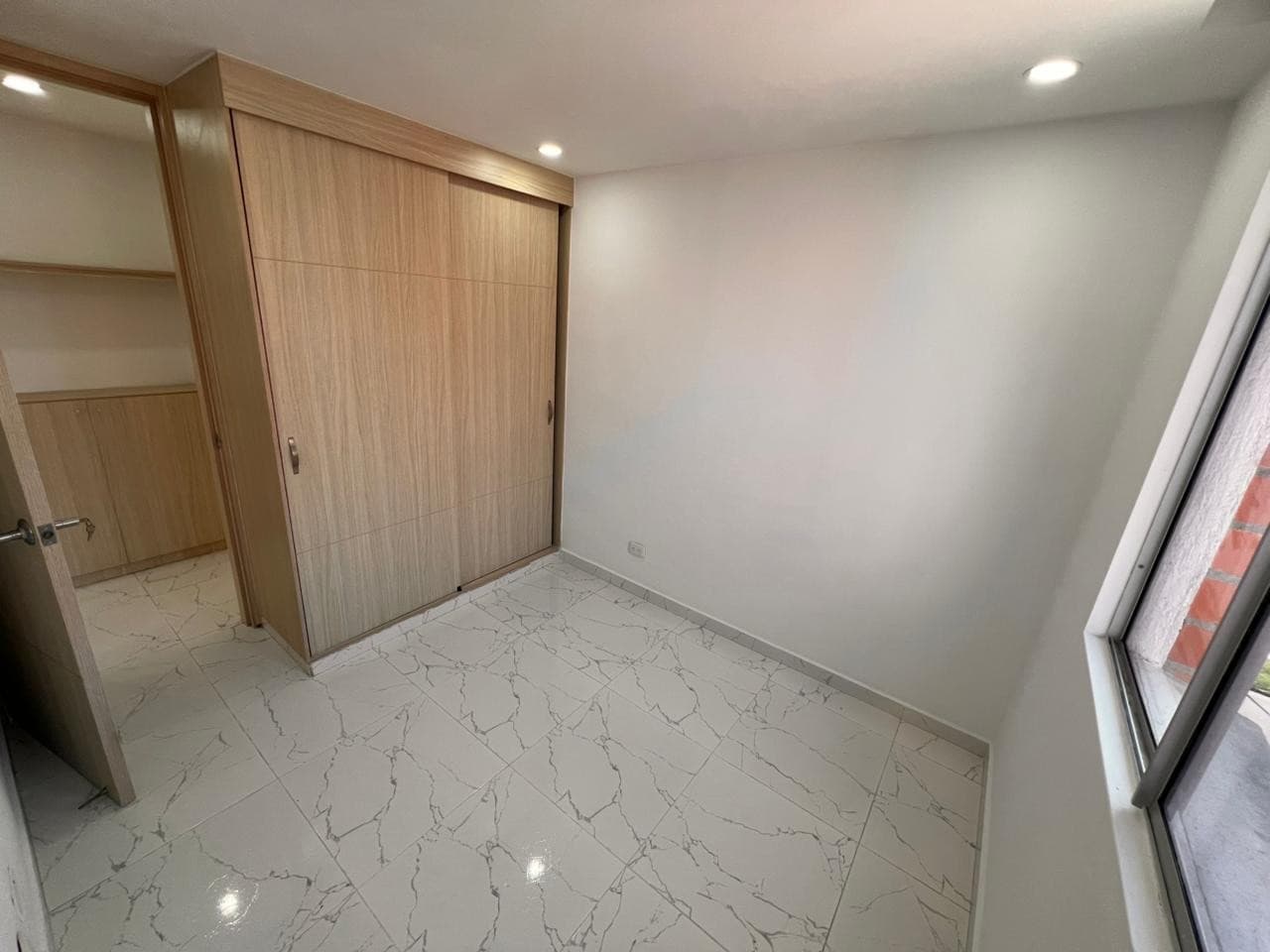 Ciudad Melenez, Apartamento en alquiler con espectacular vista – ¡Listo para entrega inmediata! — foto 14 de 28