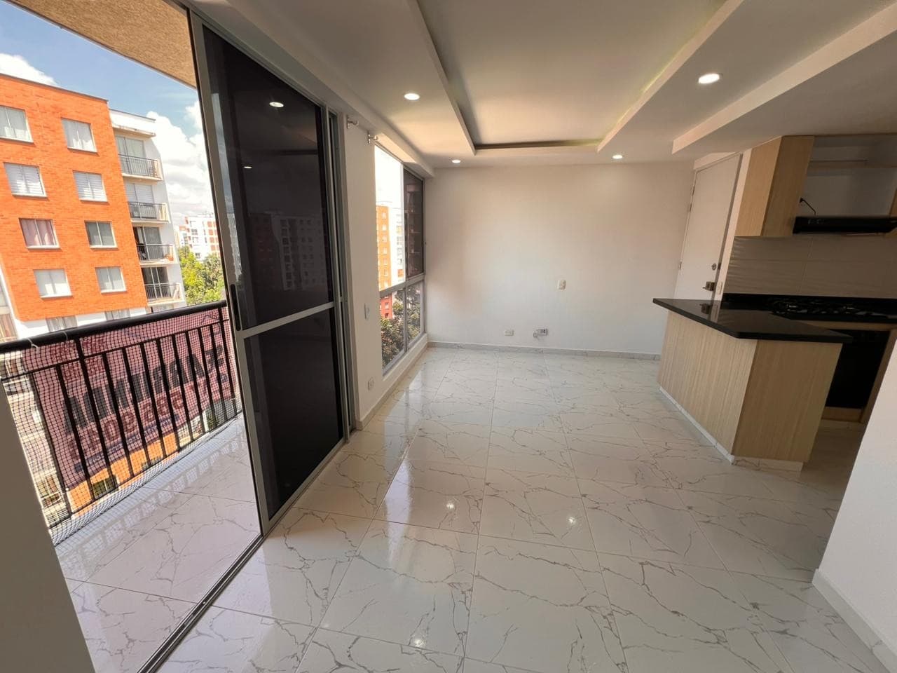 Ciudad Melenez, Apartamento en alquiler con espectacular vista – ¡Listo para entrega inmediata! — foto 25 de 28