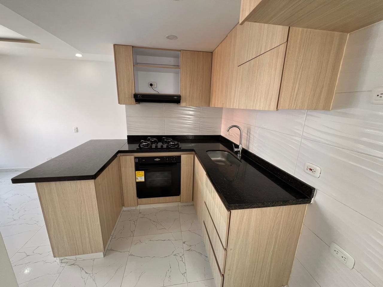 Ciudad Melenez, Apartamento en alquiler con espectacular vista – ¡Listo para entrega inmediata! — foto 5 de 28