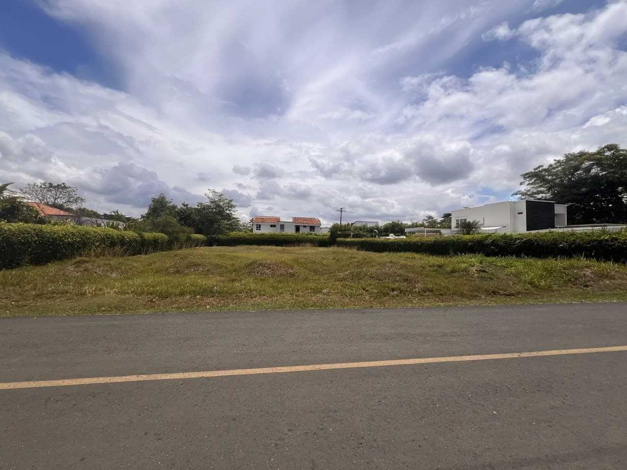 Lote en venta en exclusivo condominio de La Morada, Jamundí — foto 1 de 22
