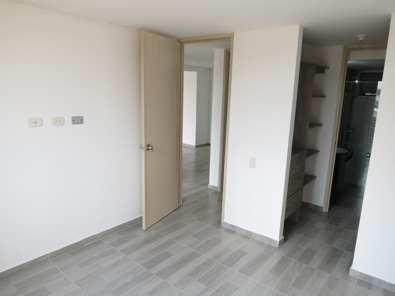 APARTAMENTO EN VENTA PISO 5– CIUDAD MELÉNDEZ | VISTA EXTERIOR — foto 10 de 19